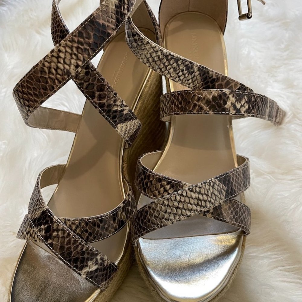 NWOT Banana Republic Factory Snake Skin Print Espadrille wedge heels size 10
